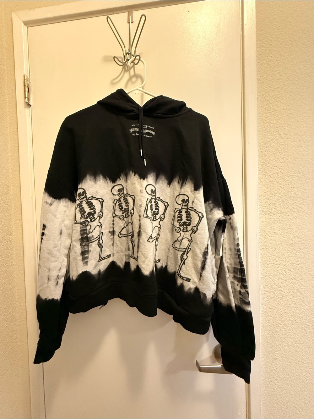 Disneyland The Skeleton Dance hoodie - Large